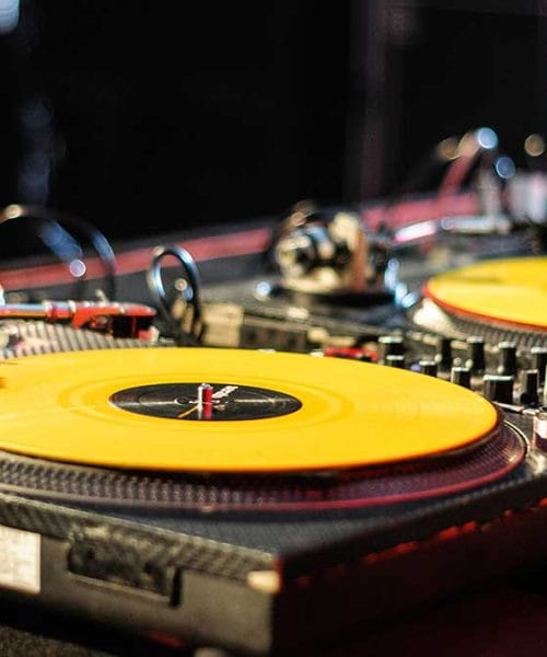 Glasbenik – kdo je, kaj počne in kako je izobraževanje?