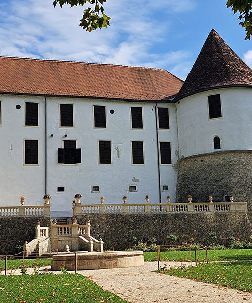 Grad Sevnica – posavski skriti zaklad nad reko Savo