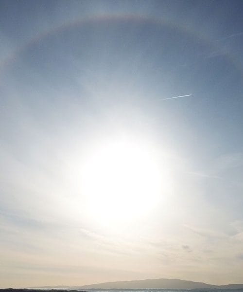 Zakaj in kako nastane sončni halo?