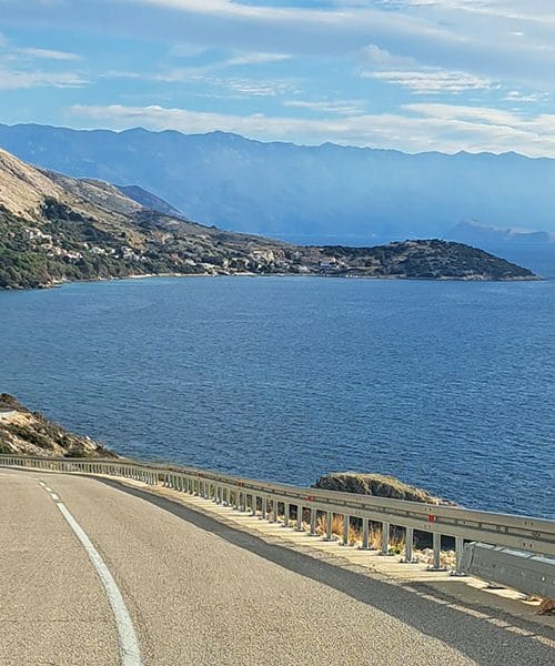 Stara Baška na Krku ima čiste plaže in mirno okolje