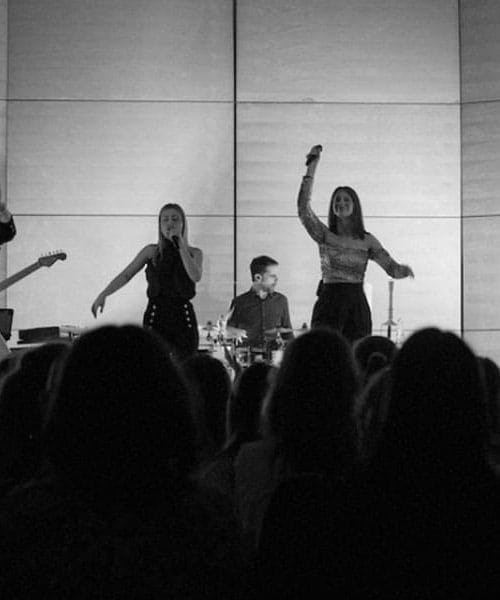 Eva Boto zaključila s koncerti po kulturnih domovih