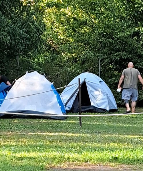 Boste letos tudi kampirali? Pred začetkom sezone preverite teh 7 stvari