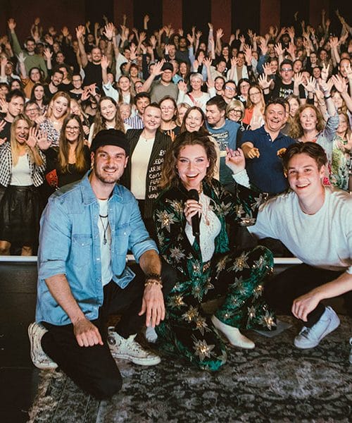 Premiera albuma “Sončnice” navdušila poln SiTi Teater