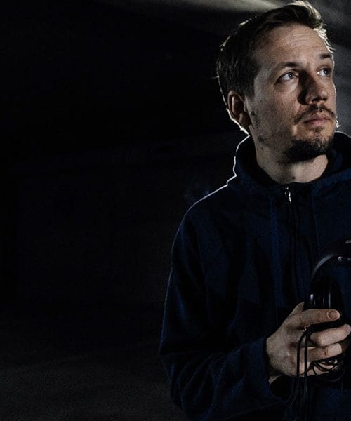 Raper Blagus s skladbo Vse štima