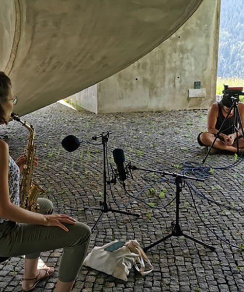 FriFormA\V: SOUNDING SPOMENIK