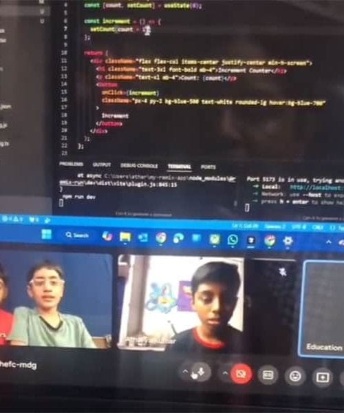 Ste videli, kako programirajo mladi Indijci?