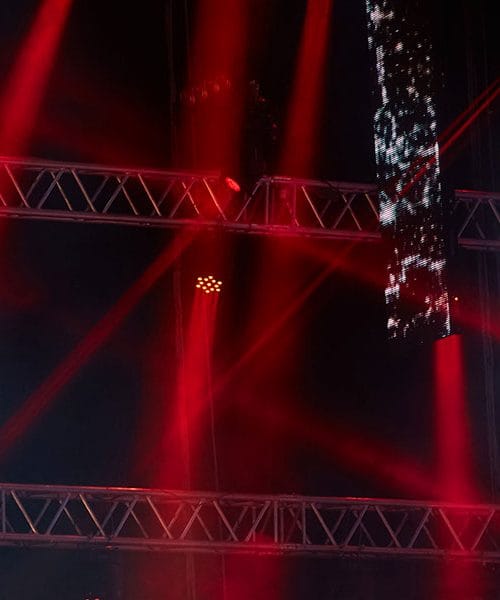 Adele se umika iz javnosti in načrtuje družinsko življenje