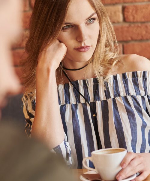 Zombing je trend generacije Z, ki je še hujši od ghostanja”