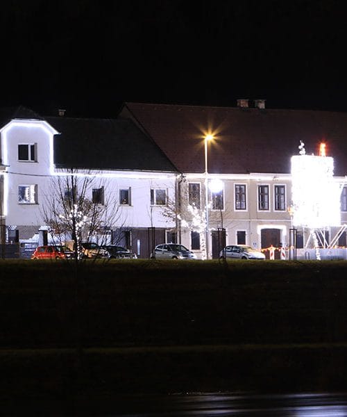 Prižig prazničnih lučk v Sloveniji: Kdaj in kje zasvetijo?