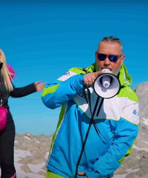 Bum, bum, bum (besedilo) – Dejan Dogaja in Skater