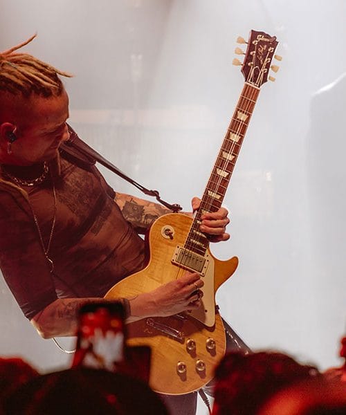 STALKER z novo skladbo Noč navdušuje z iskrenim zvokom