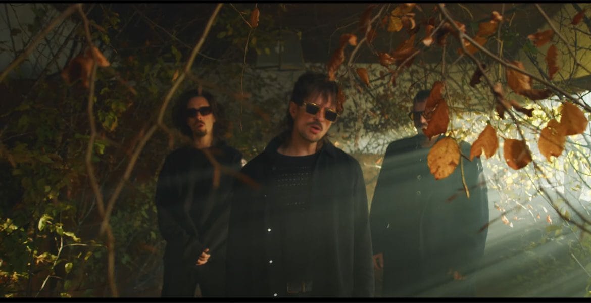 MRFY - All my friends are dead