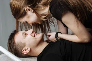 Trije horoskopski znaki, ki jih ljudje pogosto povezujejo z največ topline