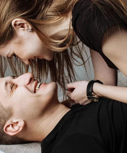 Trije horoskopski znaki, ki jih ljudje pogosto povezujejo z največ topline