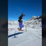 Smučanje s kamping stolčkom