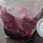 Čvrsti jogurt z borovnico