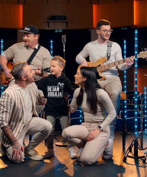 Dejan Dogaja s skladbo Štirje letni časi najavlja prvi otroški album
