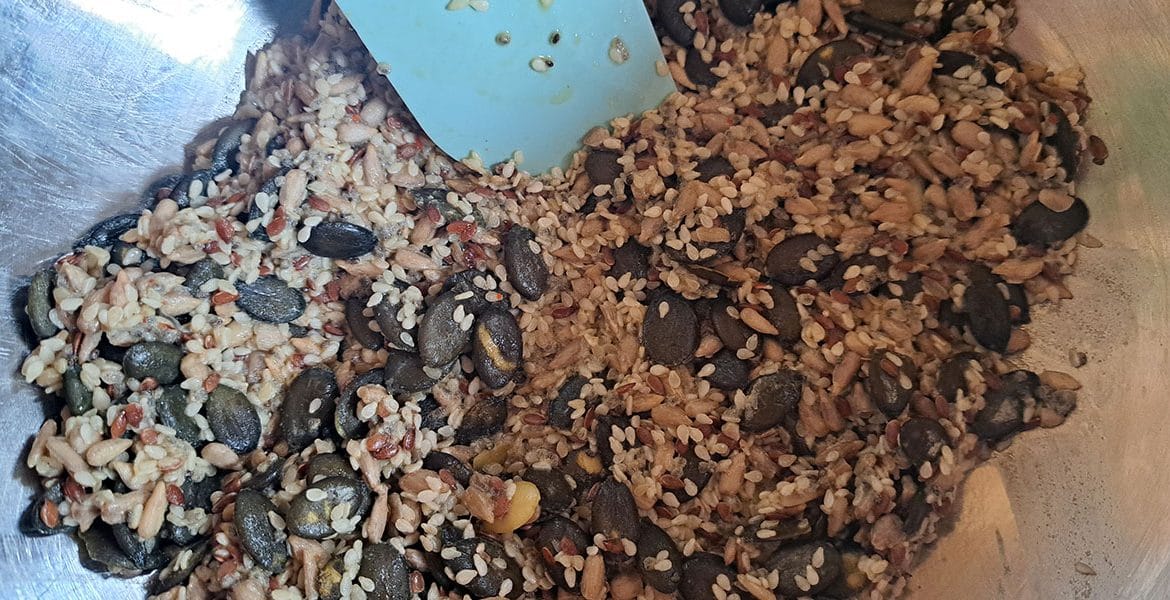 Domači krekerji iz semen