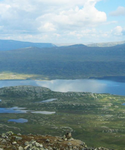 Pogled z gore Bitihorn: Neokrnjena lepota norveške narave