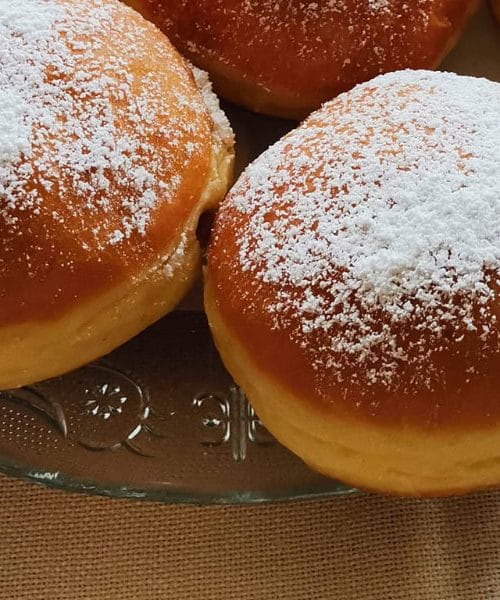 Je za današnje krofe res kriva Cecilia Krapf? Krofi so bili popularni že pri Rimljanih