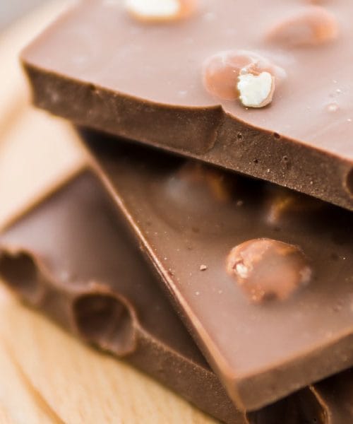 Mondelez zmanjšuje velikost čokolad Milka. Kaj je razlog za to drastično potezo?