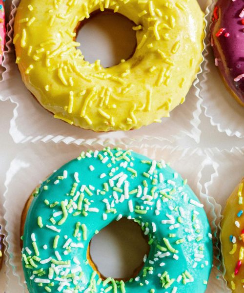 Krofi na dieti: Ali lahko uživamo brez slabe vesti? Našli smo manj mastne alternative!