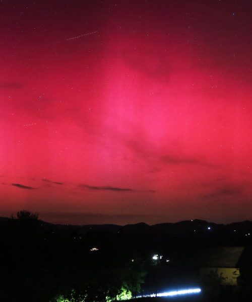 Polarna svetloba in kometi: znanost, ne senzacija