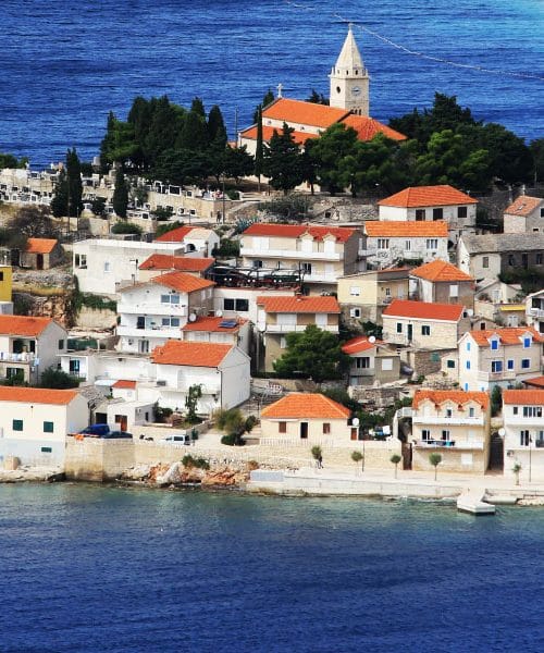 Poznate skrivnosti starega dela mesta Primošten?