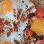 Zajtrk, jajca z ocvirki