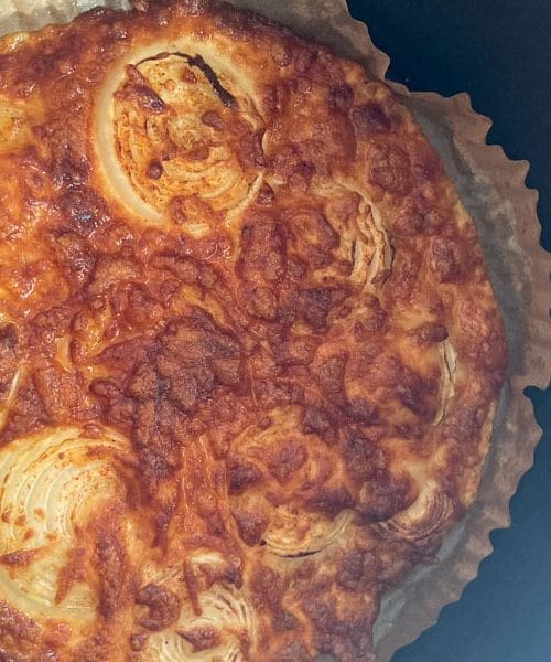 Kako očistiti cvrtnik na vroč zrak s tremi sestavinami