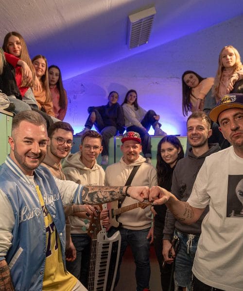 Dejan Dogaja in 6pack Čukur združila moči v pesmi “All in”