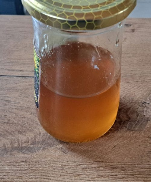 Med, ki se maže kot maslo! Preprosta rešitev za kristalizirani med, ki vas bo navdušila