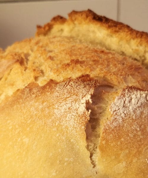 Recept za poletni kruh, ki navduši tudi v vročini