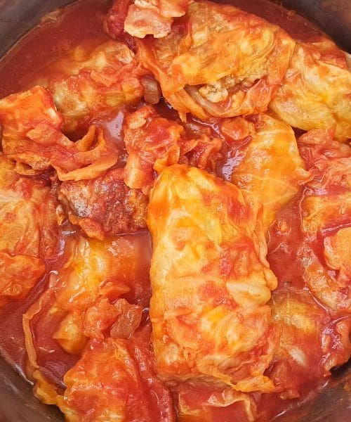 Mini sarma – popoln recept za kosilo. Tradicionalna jed v pomanjšani obliki