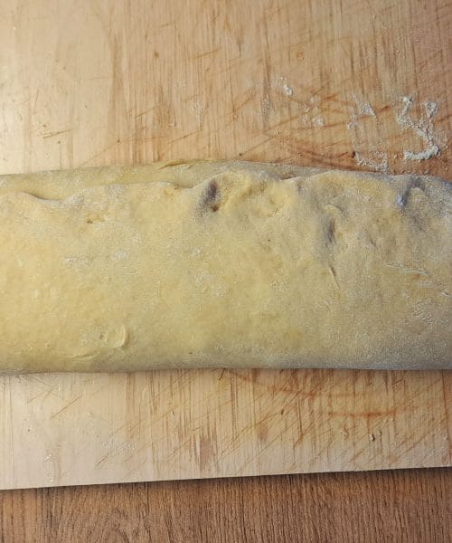 Rožičeva potica, ki jo bo oboževala vsa družina. Preprost recept iz babičinega zvezka