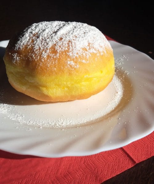Kako prepoznati, ali so krofi še sveži? Znaki, da so izgubili okus in teksturo