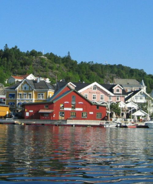 Kragero (norv. Kragerø): norveški dragulj z 490 otoki, ki ga umetniki nikoli ne zapustijo za vedno