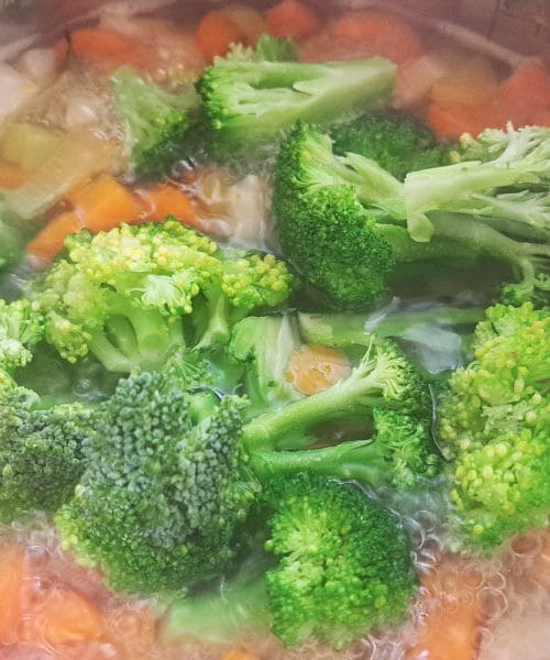 Hrana, ki ne obremenjuje želodca: najboljša izbira za lahko prebavo