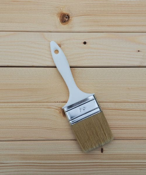 Obnavljate vrtno pohištvo? Kako izbrati pravi les za novo življenje vrtne garniture?