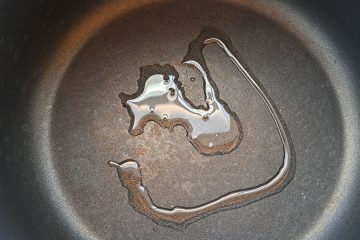 Velika zmota: Zakaj olja ne dodajamo v vodo za testenine?