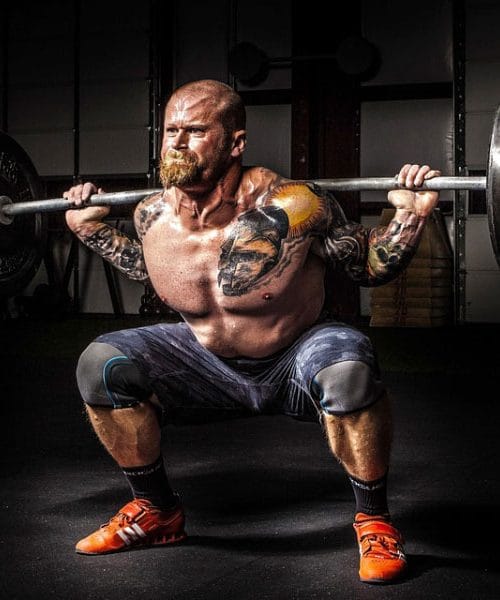 To je najbolj zavajajoč ‘fitnes’ prigrizek – in zakaj vas ne nasiti