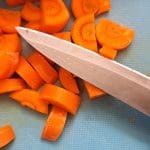 Rezanje na plastični deski