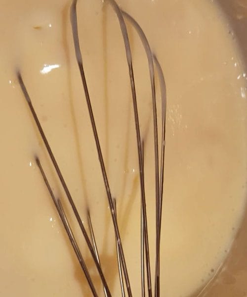 S tem pripomočkom boste najbolje skuhali vanilijev puding