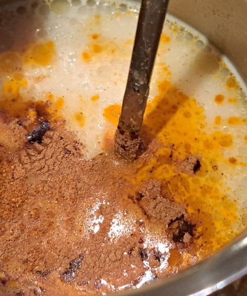 Zlato mleko: napitek, ki ga po 50. letu pije vse več ljudi