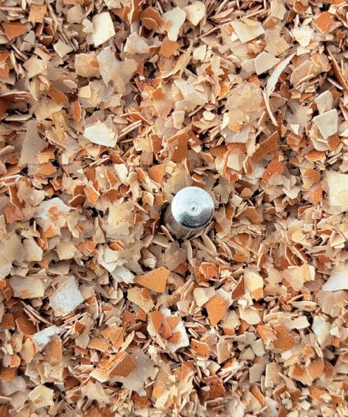 Jajčne lupine ne bodo romale v smeti: 8 načinov, kako jih uporabiti doma