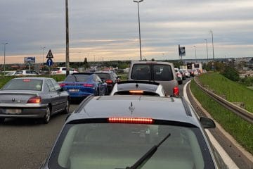 Konec tedna gneča na cestah proti Hrvaški, praznik v tujini bo znova napolnili ceste