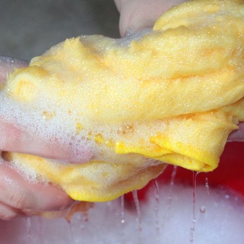 Babičina skrivnost čistilne vode, ki še danes deluje