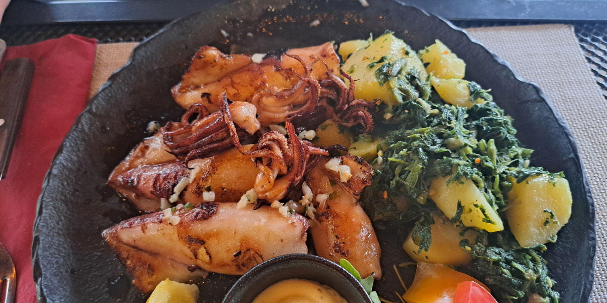 Lignji, krompir, blitva