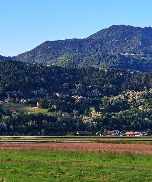 Ta hrib v Sloveniji je bil dolga leta edinstven – in še danes skriva nekaj posebnega