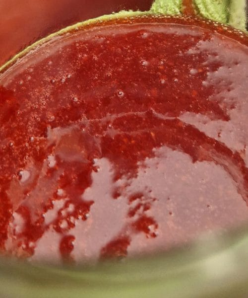 To je odlična jagodna marmelada, ki jo boste hitro pojedli